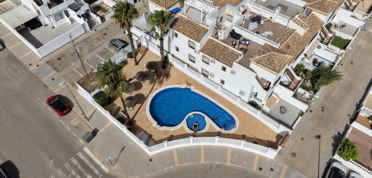 Sale - Apartment / flat -
Entre Naranjo - Vistabella Golf - Entre Naranjos - Vistabella Golf