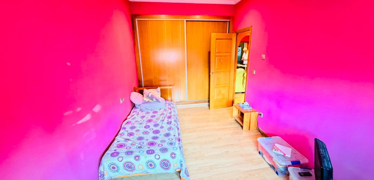 Sale - Finca - Country Property -
Catral