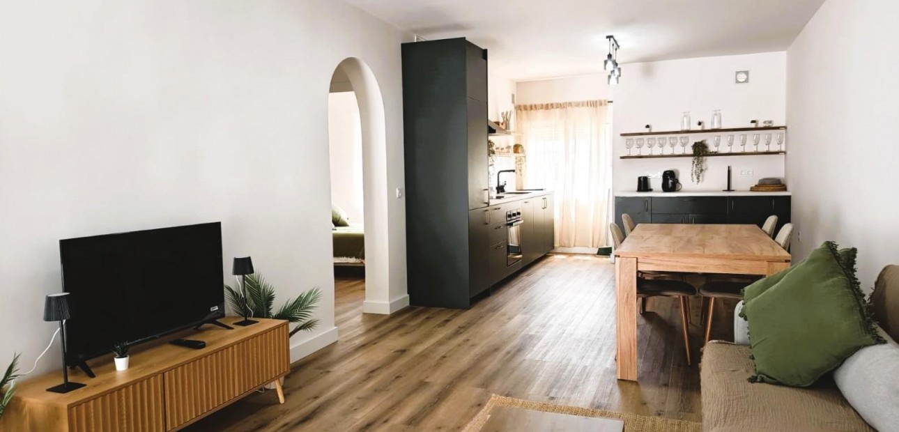 Sale - Bungalow -
Orihuela Costa - La Regia