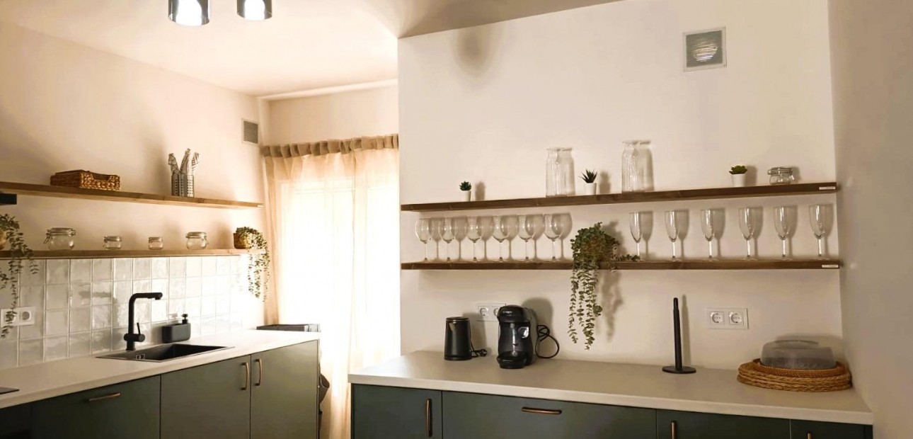 Sale - Bungalow -
Orihuela Costa - La Regia