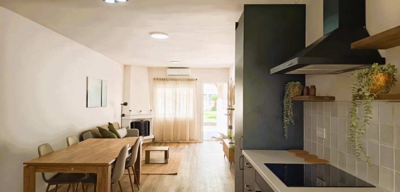 Sale - Bungalow -
Orihuela Costa - La Regia