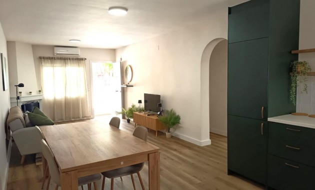 Sale - Bungalow -
Orihuela Costa - La Regia