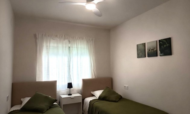 Sale - Bungalow -
Orihuela Costa - La Regia