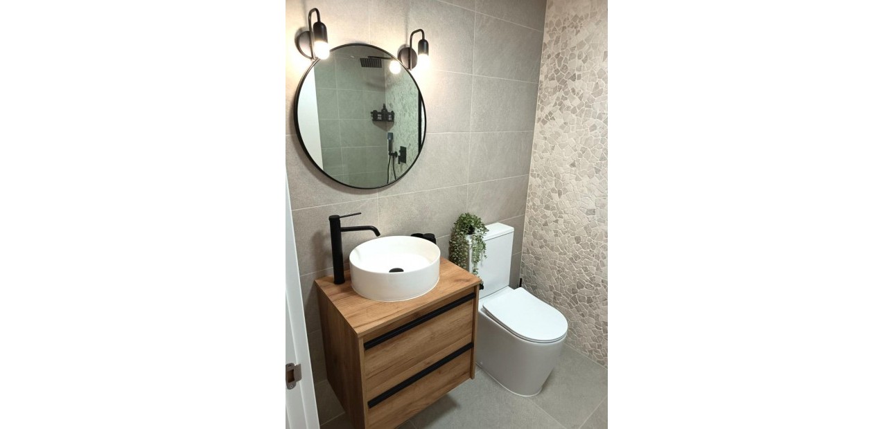 Sale - Bungalow -
Orihuela Costa - La Regia