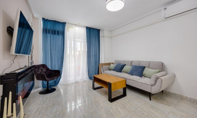 Sale - Apartment / flat -
Torrevieja - Playa del cura