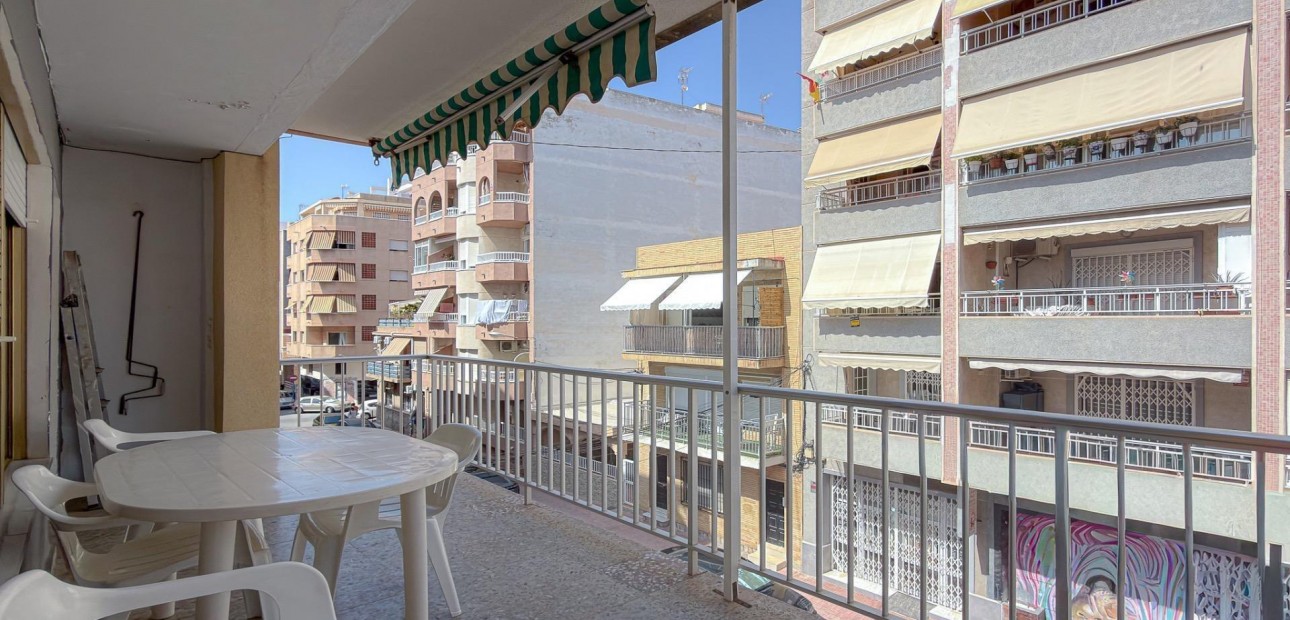 Sale - Penthouse -
Torrevieja - Los Frutales