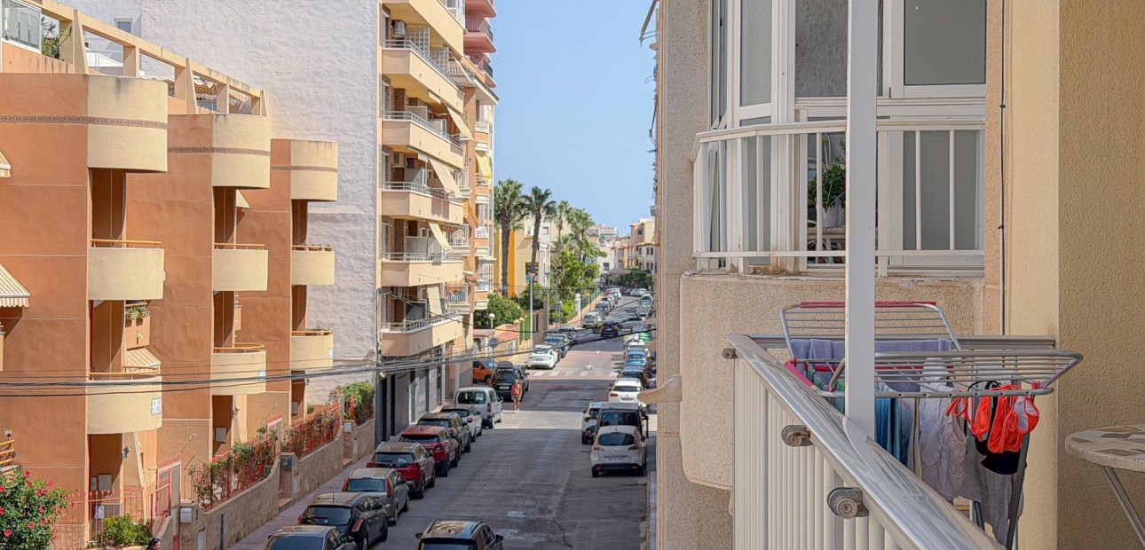 Sale - Penthouse -
Torrevieja - Los Frutales