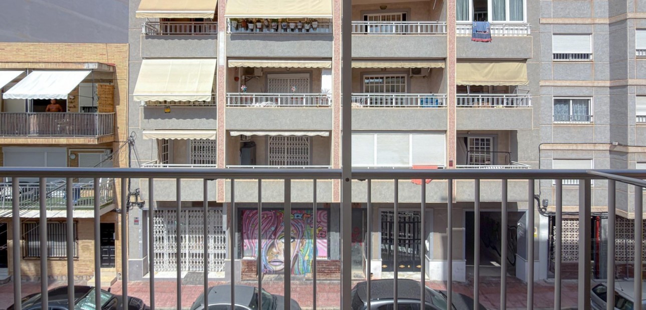 Sale - Penthouse -
Torrevieja - Los Frutales