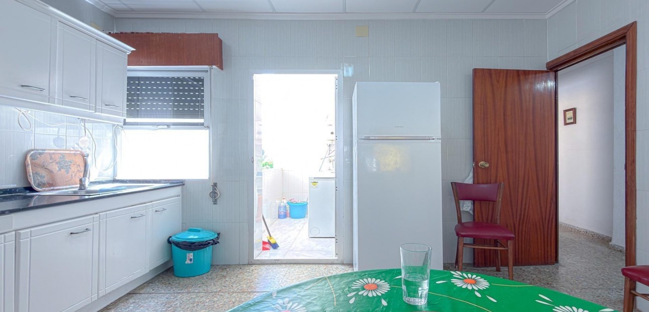 Sale - Penthouse -
Torrevieja - Los Frutales