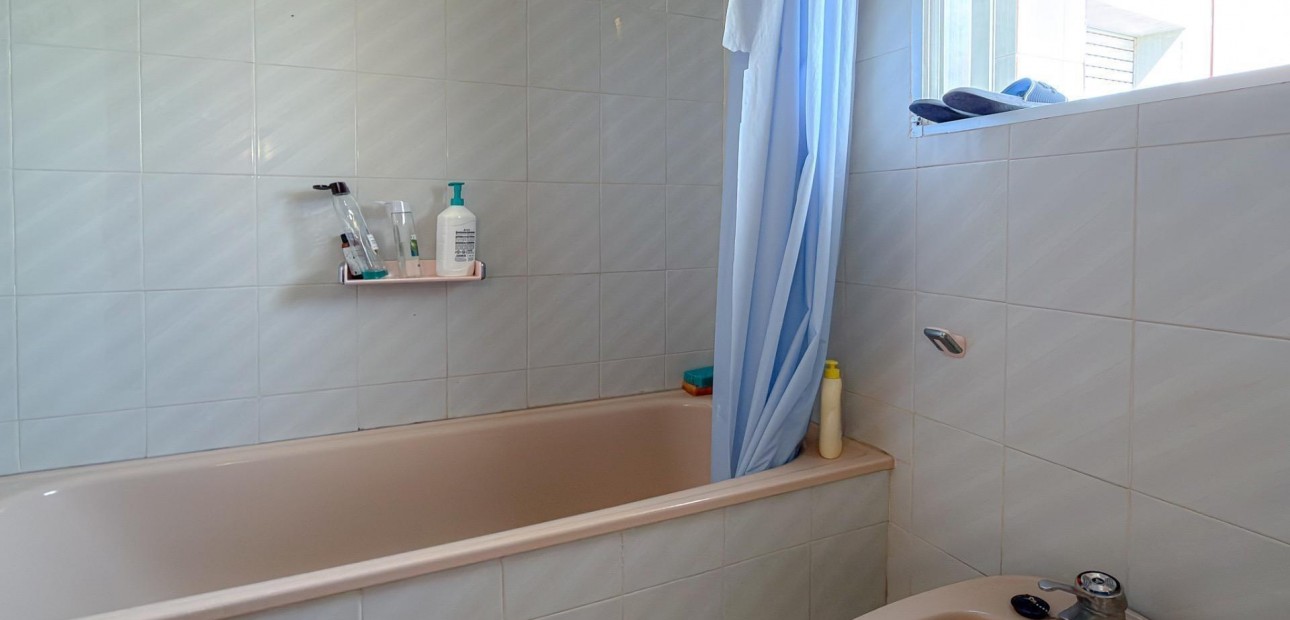 Sale - Penthouse -
Torrevieja - Los Frutales