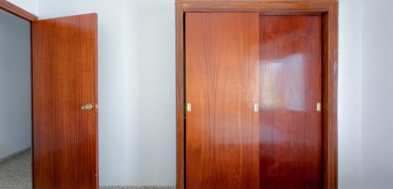 Sale - Penthouse -
Torrevieja - Los Frutales