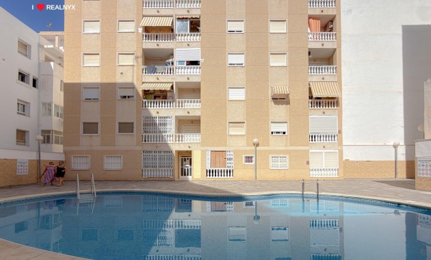 Sale - Apartment / flat -
Torrevieja - torrevieja