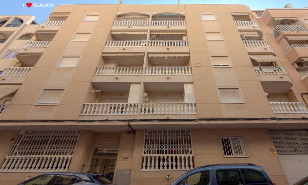 Sale - Apartment / flat -
Torrevieja - torrevieja