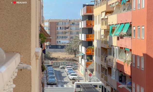 Sale - Apartment / flat -
Torrevieja - torrevieja