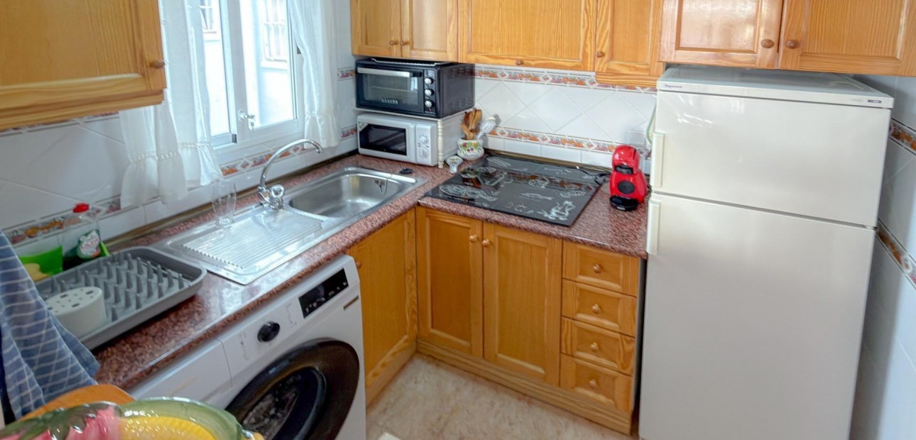 Sale - Apartment / flat -
Torrevieja - torrevieja