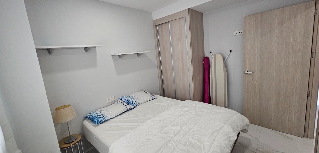 Sale - Apartment / flat -
La Marina - La Marina - Urbanization