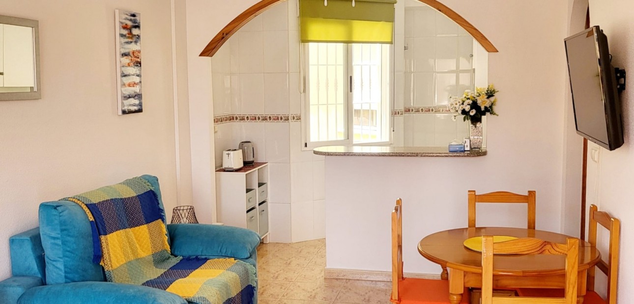 Sale - Apartment / flat -
Orihuela Costa - Playa Flamenca
