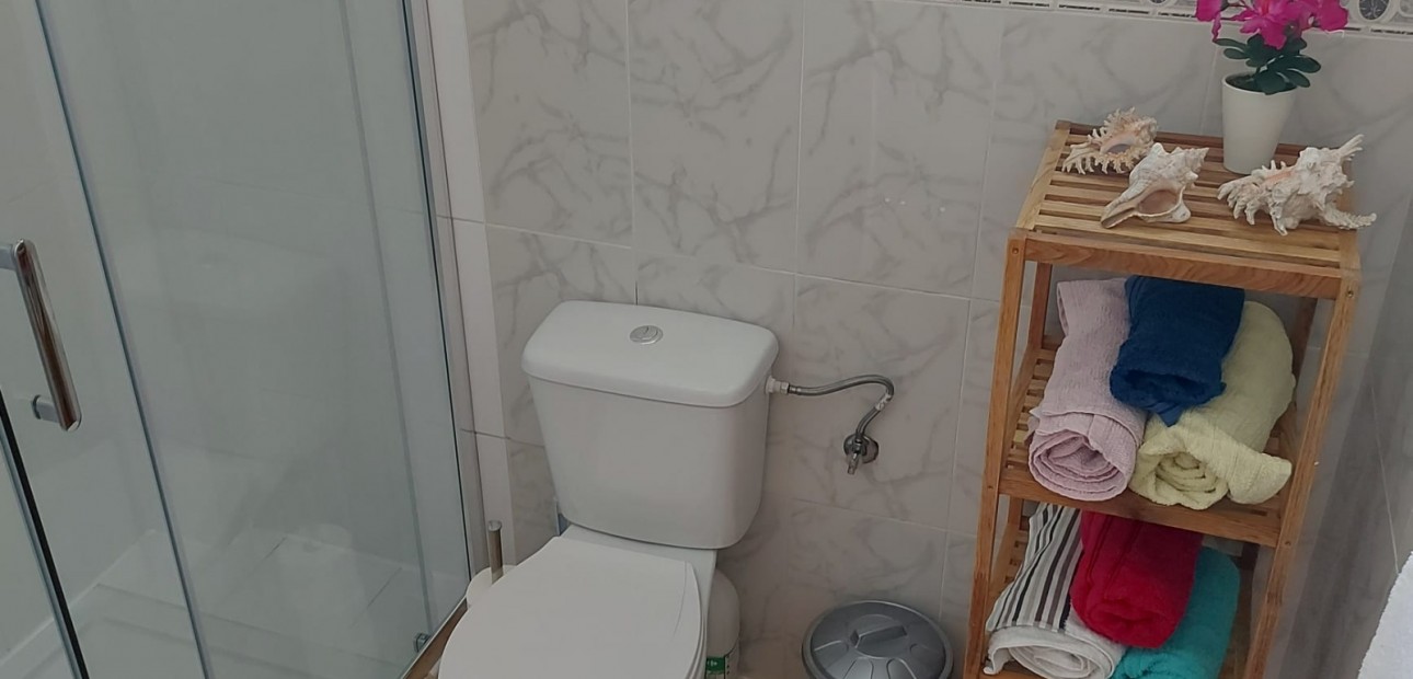 Sale - Apartment / flat -
Orihuela Costa - Playa Flamenca