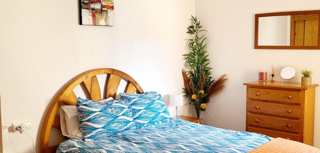 Sale - Apartment / flat -
Orihuela Costa - Playa Flamenca