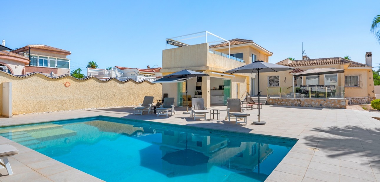 Sale - Detached Villa -
Ciudad Quesada - Ciudad Quesada - Town