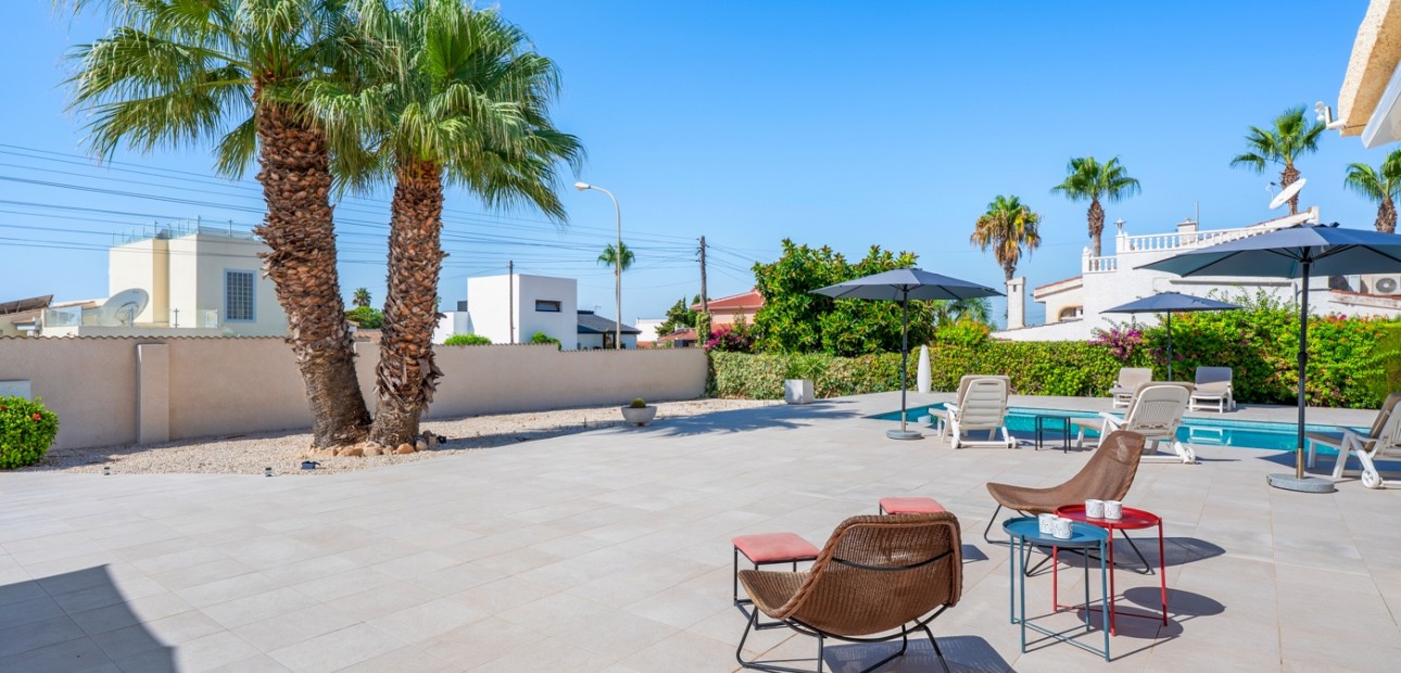 Sale - Detached Villa -
Ciudad Quesada - Ciudad Quesada - Town
