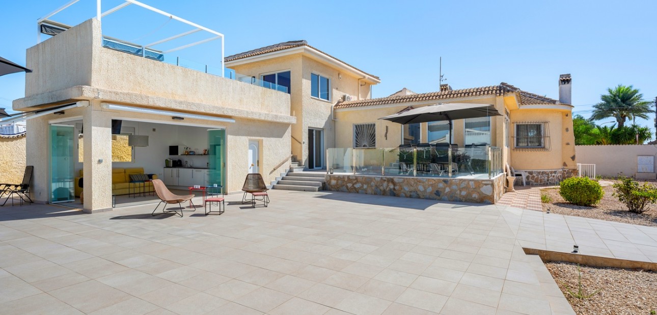 Sale - Detached Villa -
Ciudad Quesada - Ciudad Quesada - Town