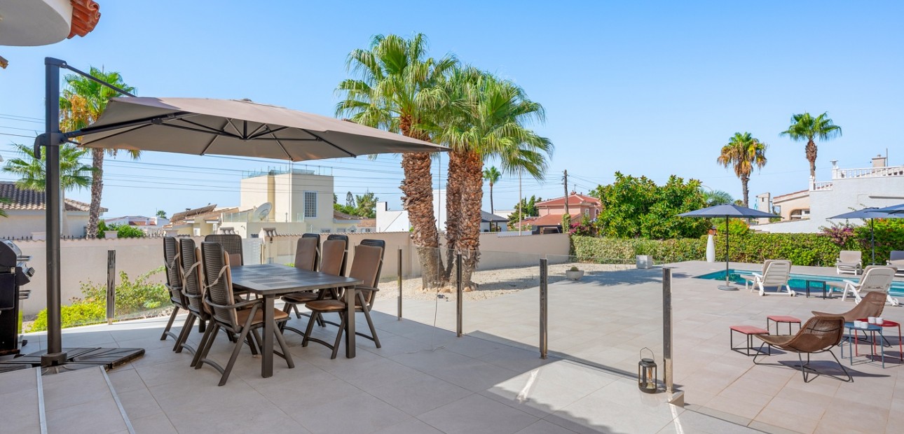 Sale - Detached Villa -
Ciudad Quesada - Ciudad Quesada - Town