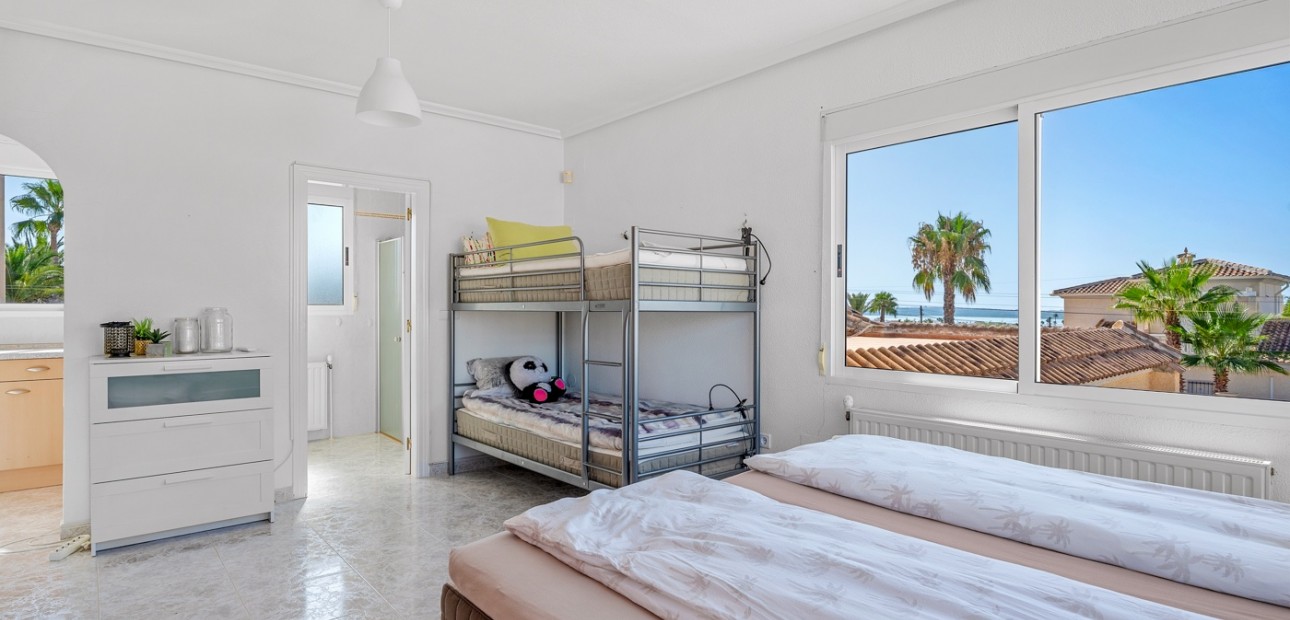 Sale - Detached Villa -
Ciudad Quesada - Ciudad Quesada - Town