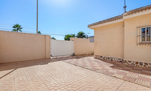 Sale - Detached Villa -
Ciudad Quesada - Ciudad Quesada - Town