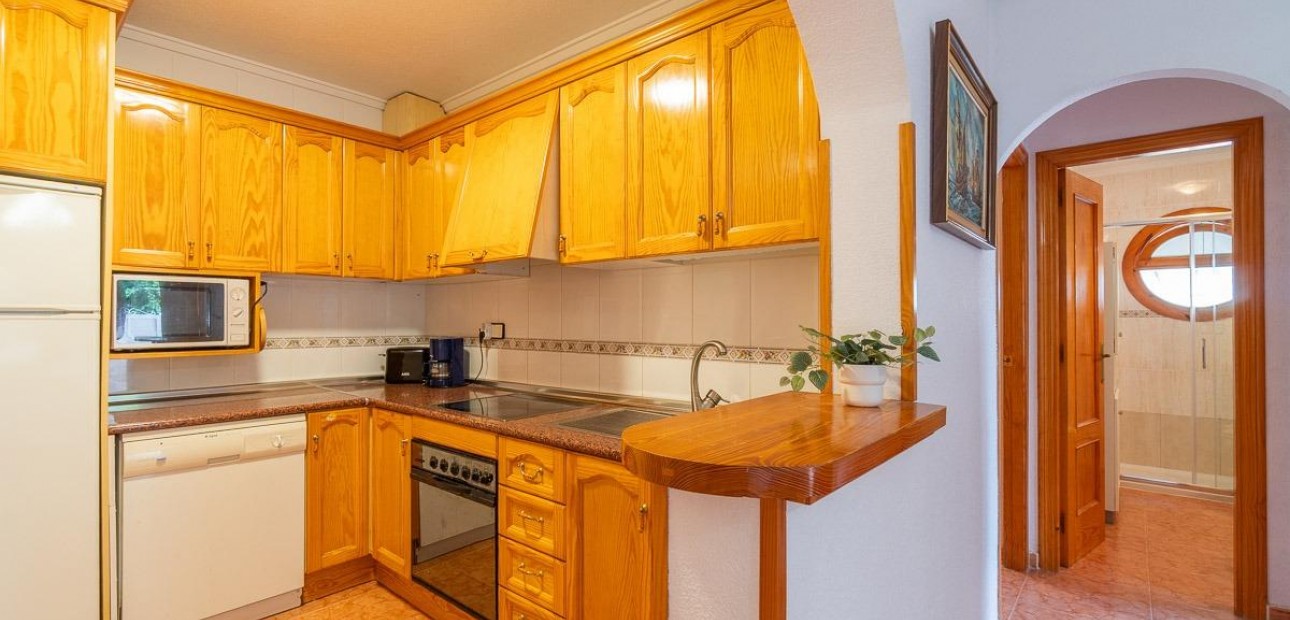 Sale - Villa -
Orihuela Costa - Playa Flamenca