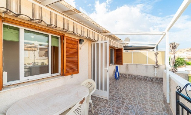 Sale - Villa -
Orihuela Costa - Playa Flamenca
