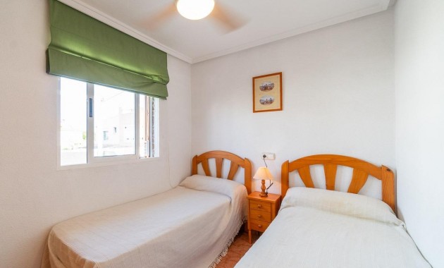 Sale - Villa -
Orihuela Costa - Playa Flamenca
