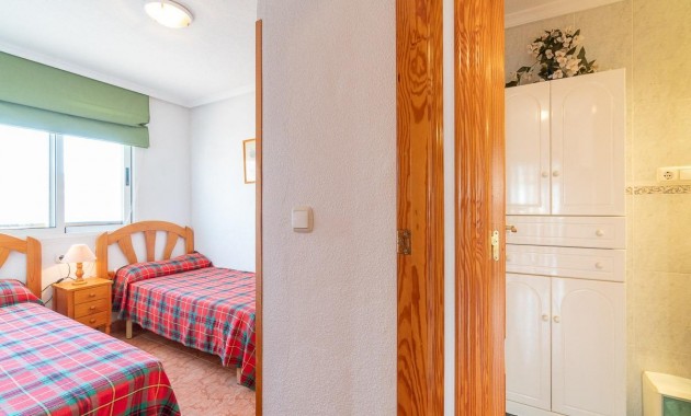 Sale - Villa -
Orihuela Costa - Playa Flamenca
