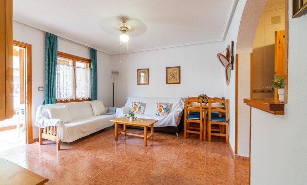 Sale - Villa -
Orihuela Costa - Playa Flamenca