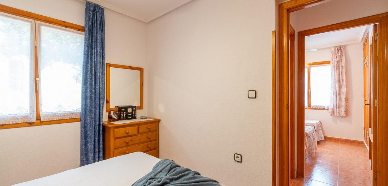 Sale - Villa -
Orihuela Costa - Playa Flamenca