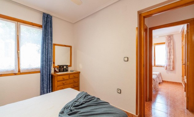 Sale - Villa -
Orihuela Costa - Playa Flamenca