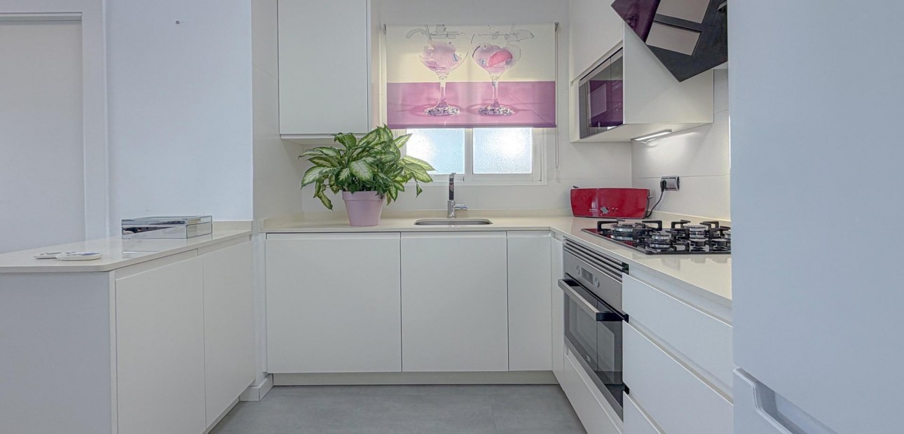 Sale - Penthouse -
Torrevieja - Estacion de autobuses
