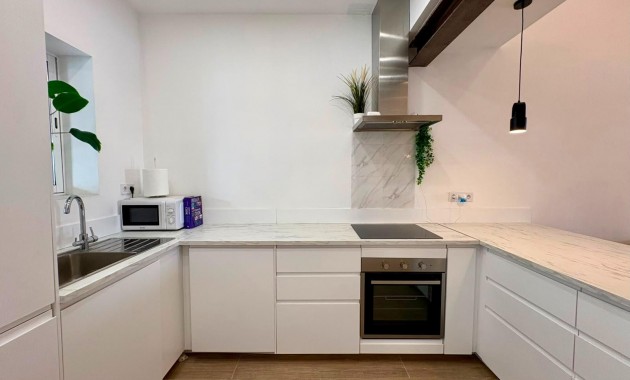 Sale - Terraced house -
Orihuela Costa - La Chismosa