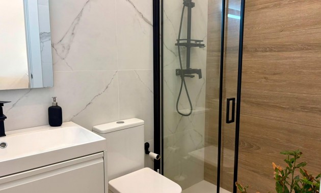 Sale - Terraced house -
Orihuela Costa - La Chismosa