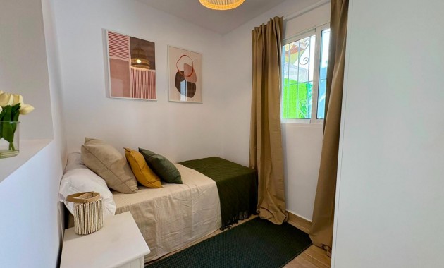 Sale - Terraced house -
Orihuela Costa - La Chismosa