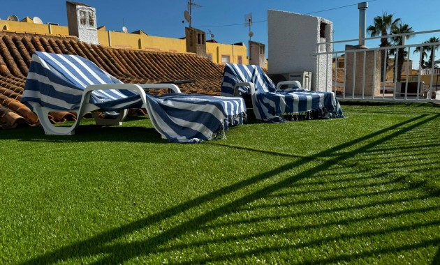 Sale - Terraced house -
Orihuela Costa - La Chismosa