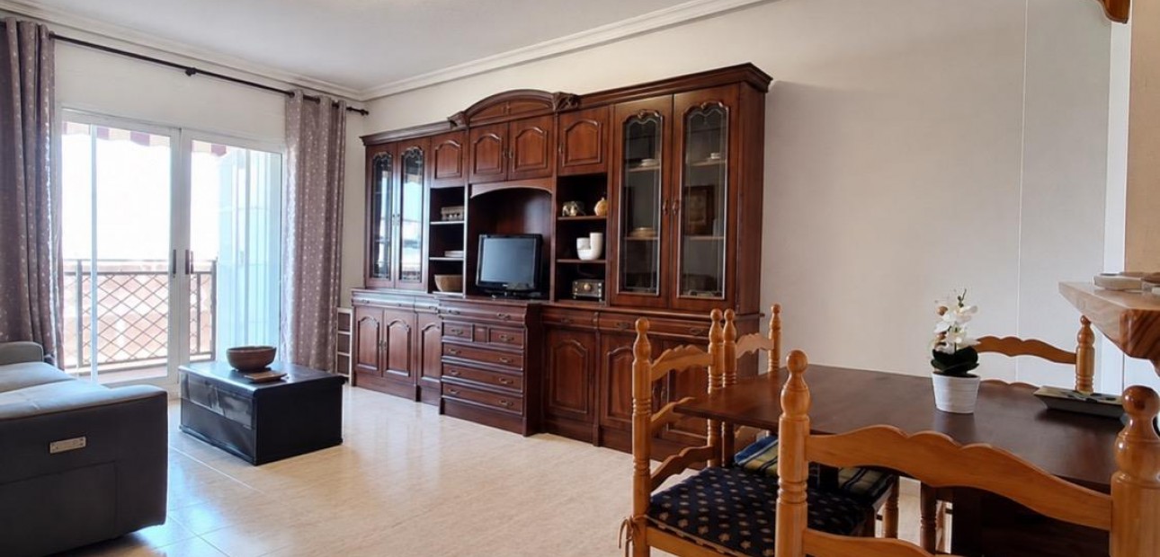 Sale - Apartment / flat -
Torrevieja - Los Europeos