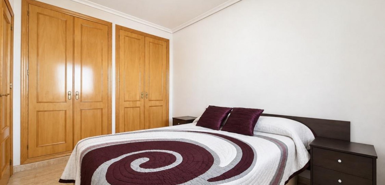 Sale - Apartment / flat -
Torrevieja - Los Europeos
