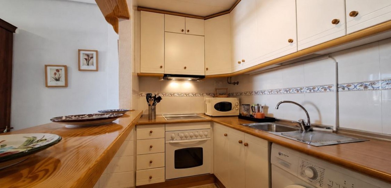 Sale - Apartment / flat -
Torrevieja - Los Europeos