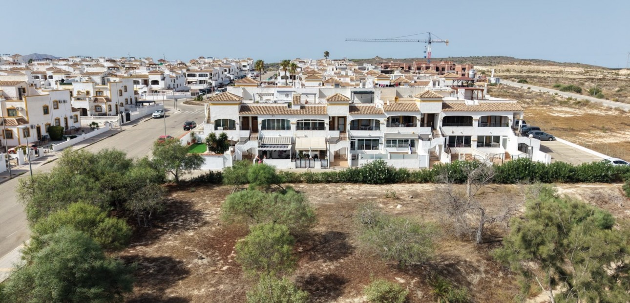 Sale - Apartment / flat -
Entre Naranjo - Vistabella Golf - Entre Naranjos - Vistabella Golf