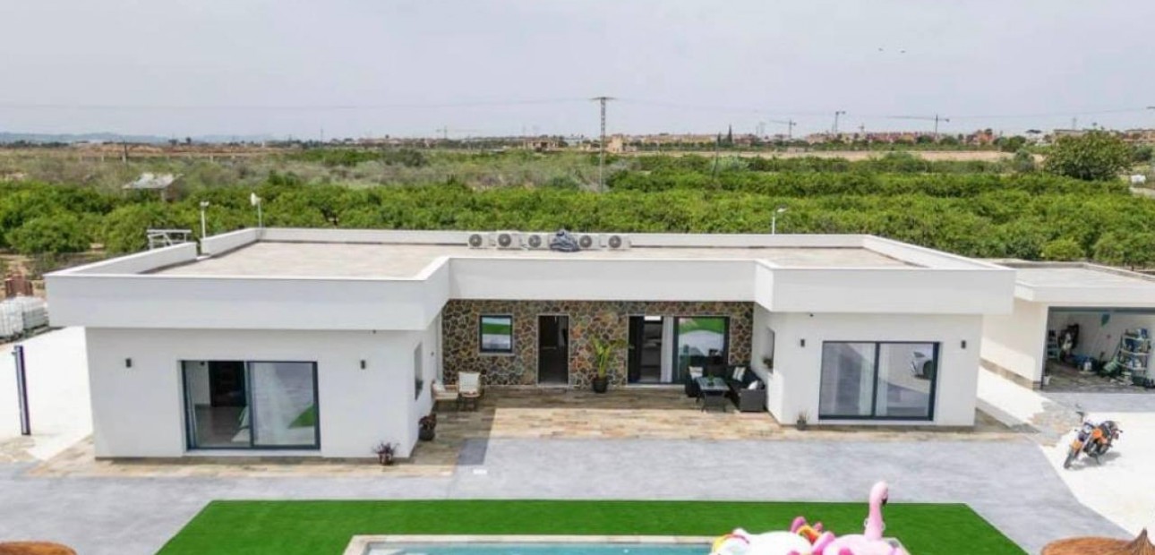 Sale - Villa -
Ciudad Quesada - Rojales