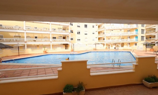 Sale - Apartment / flat -
Orihuela Costa - Campoamor