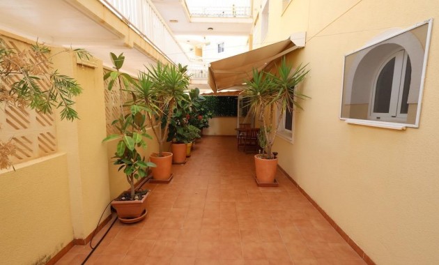 Sale - Apartment / flat -
Orihuela Costa - Campoamor