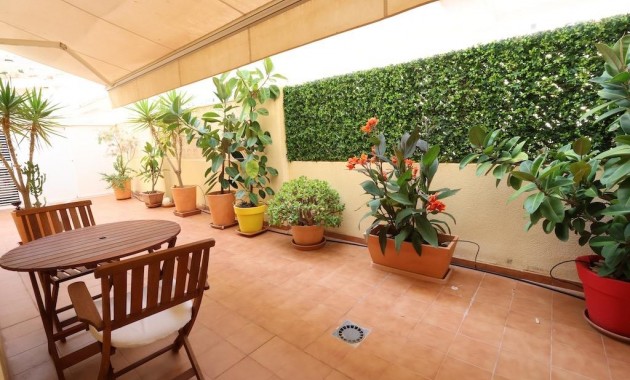 Sale - Apartment / flat -
Orihuela Costa - Campoamor