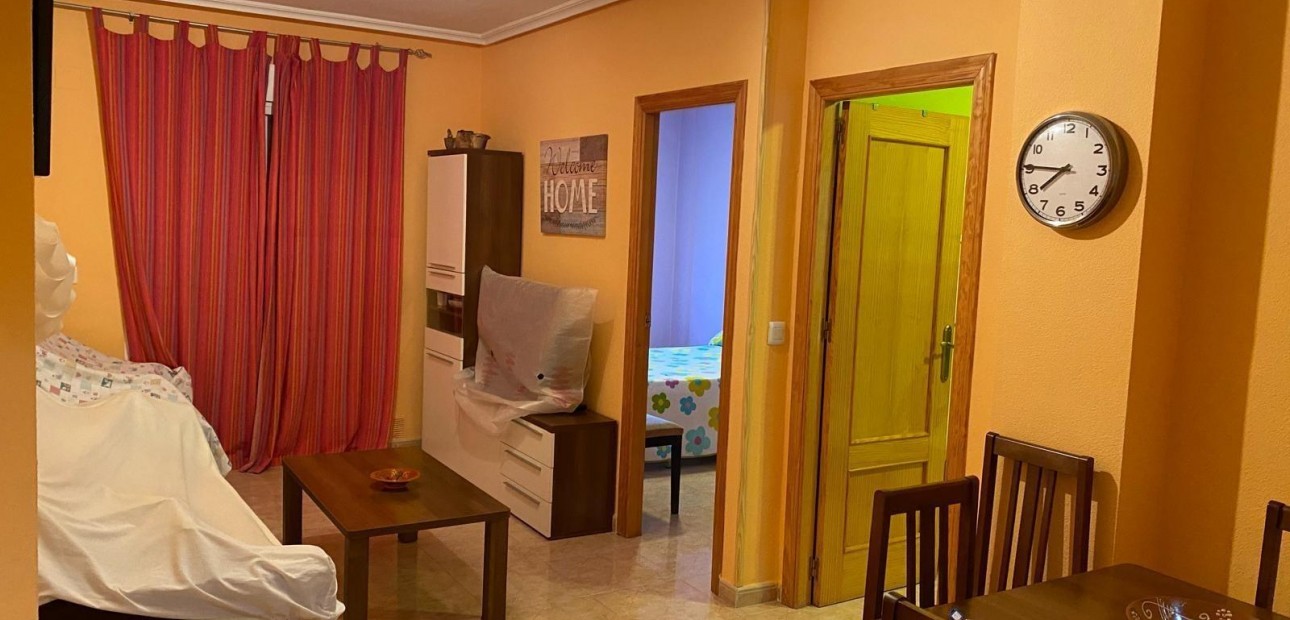 Sale - Apartment / flat -
Torrevieja - torrevieja